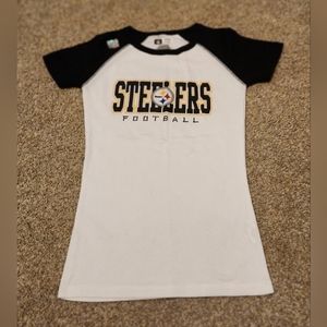 Pittsburg Steelers 🏈 Football NFL Tshirt Ladies Size Small NWOT $18